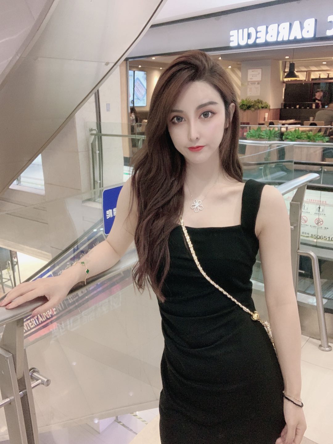 昨晚我在虹口区高端水疗会所,服务项目花样真是一绝