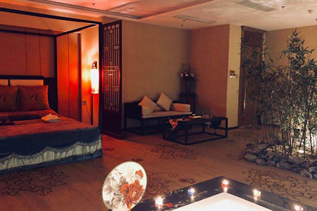 前两天去了广州,口碑好美女如云